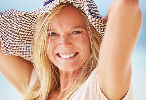 teeth whitening for a bright summer