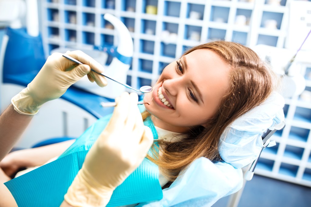 dentist near lochmere