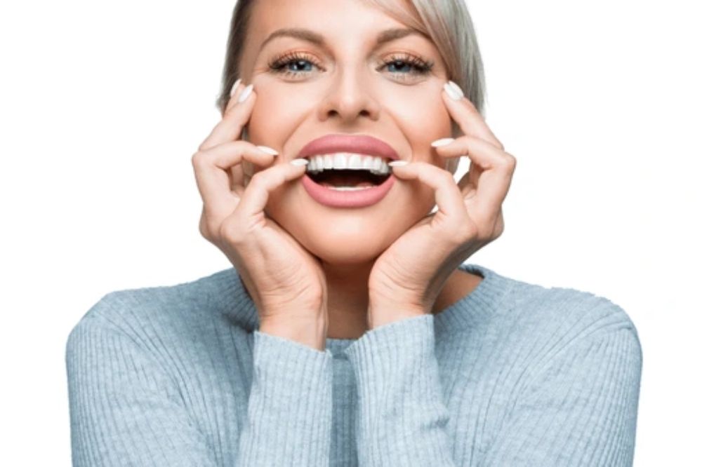 cosmetic dentistry solutions for minor tooth imperfections